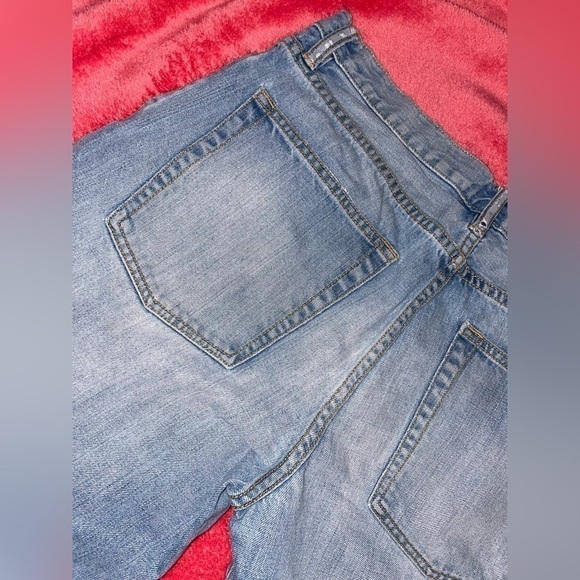 Y2K GAP Men’s size 34 Light Wash Jean Shorts grunge - Picture 7 of 12